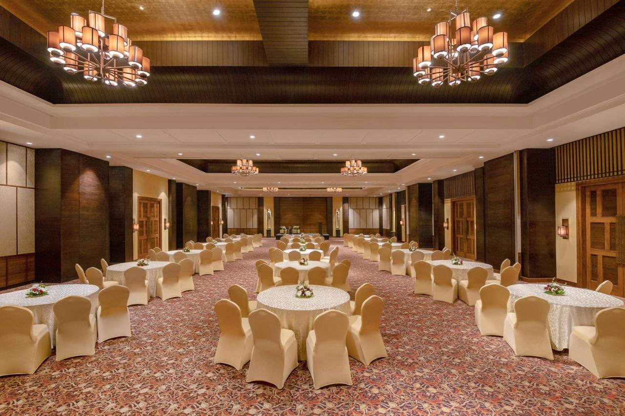 Radisson Blu Plaza Resort & Convention Centre Karjat Exterior photo The Royal Ballroom